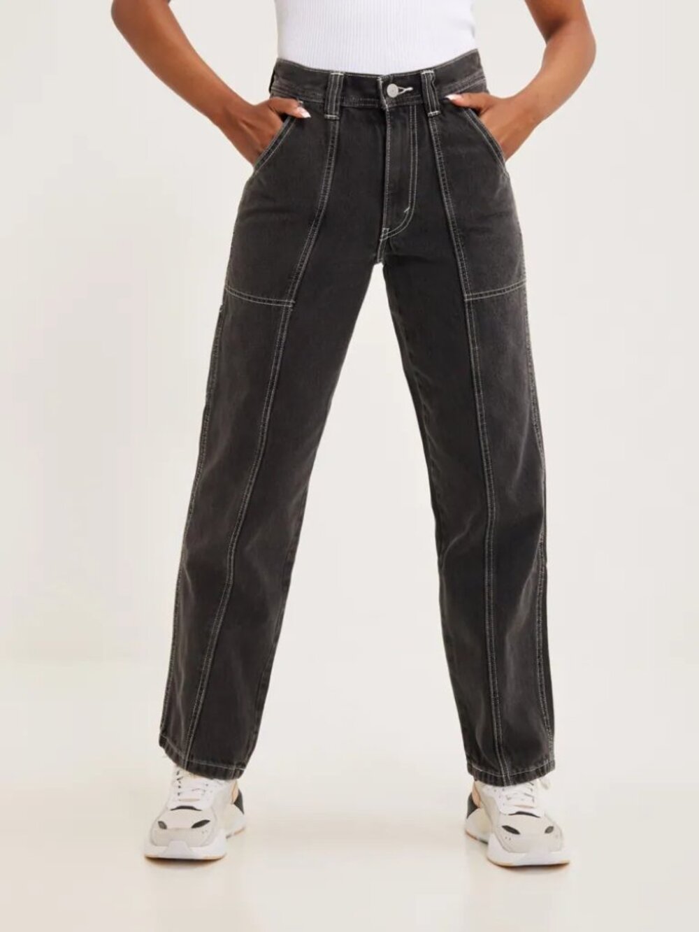 LEVI'S 94 baggy carpenter jeans in black (sz31)